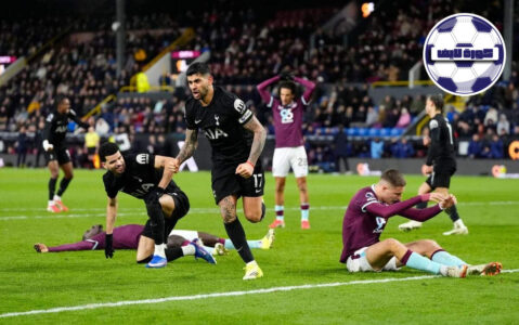 كريستيان روميرو قائد توتنهام يبدو غاضبًا في الملعب