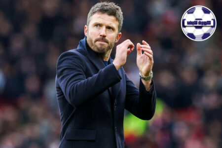 مايكل كاريك وبرونو فيرنانديز يعبران عن غضبهما من القرارات التحكيمية خلال مباراة مانشستر يونايتد ضد بورنموث.