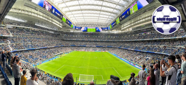 شعار نادي ريال مدريد على خلفية ملعب سانتياغو برنابيو